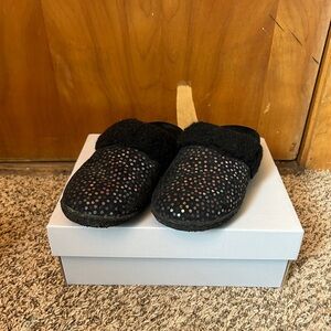 SOREL Girls’ Nakiska Slide II Slipper Indoor and Outdoor Youth size 2